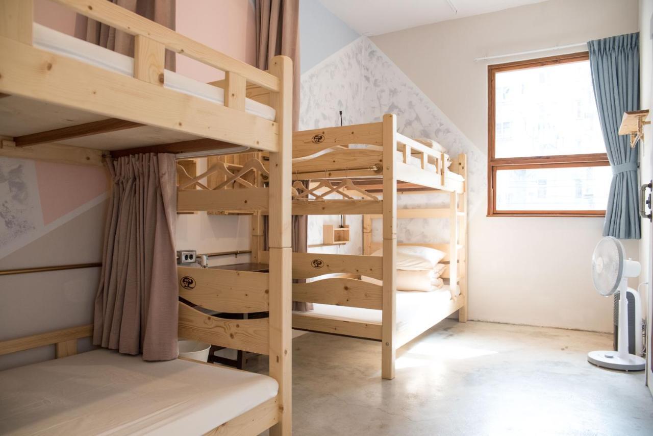 框框背包客棧 Kuang Kuang Hostel Longjing Экстерьер фото